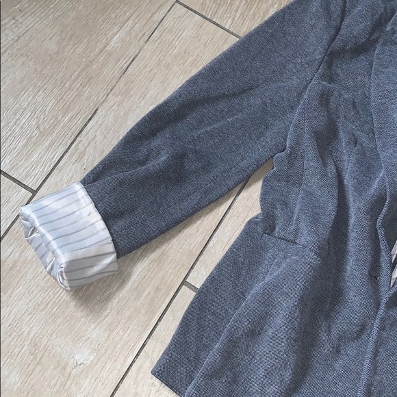 Express Blazer - Picture 4 of 8